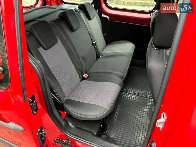 Червоний Рено Кєнгу, об'ємом двигуна 1.5 л та пробігом 148 тис. км за 8300 $, фото 18 на Automoto.ua