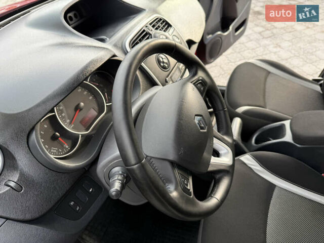 Красный Рено Кенгу, объемом двигателя 1.5 л и пробегом 172 тыс. км за 11499 $, фото 59 на Automoto.ua