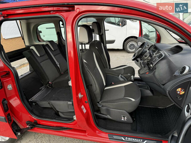 Красный Рено Кенгу, объемом двигателя 1.5 л и пробегом 172 тыс. км за 11499 $, фото 82 на Automoto.ua
