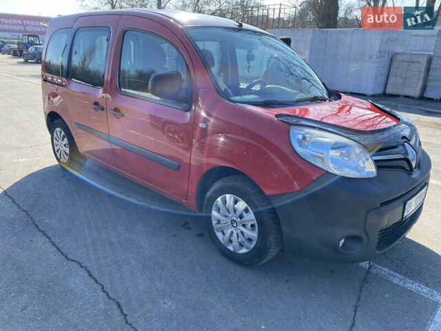 Красный Рено Кенгу, объемом двигателя 1.46 л и пробегом 210 тыс. км за 8999 $, фото 6 на Automoto.ua