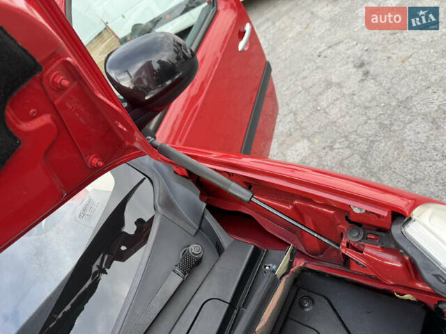 Красный Рено Кенгу, объемом двигателя 1.5 л и пробегом 172 тыс. км за 11499 $, фото 93 на Automoto.ua