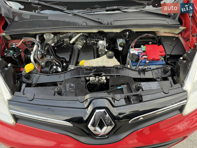 Красный Рено Кенгу, объемом двигателя 1.5 л и пробегом 172 тыс. км за 11499 $, фото 89 на Automoto.ua