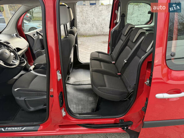 Красный Рено Кенгу, объемом двигателя 1.5 л и пробегом 172 тыс. км за 11499 $, фото 66 на Automoto.ua