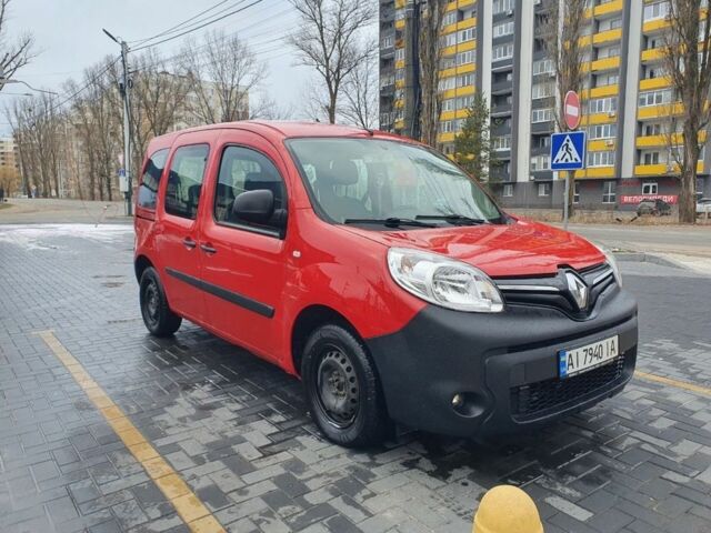 Красный Рено Кенгу, объемом двигателя 1.5 л и пробегом 260 тыс. км за 7990 $, фото 4 на Automoto.ua