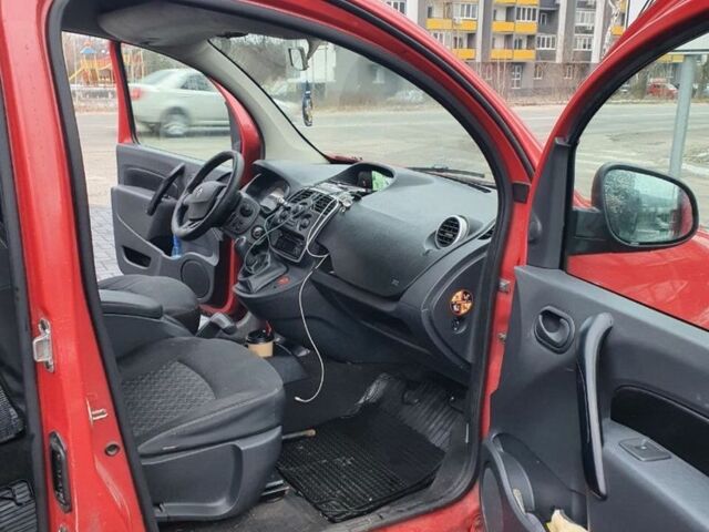 Красный Рено Кенгу, объемом двигателя 1.5 л и пробегом 260 тыс. км за 7990 $, фото 13 на Automoto.ua