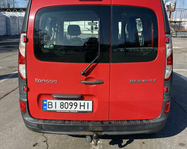Красный Рено Кенгу, объемом двигателя 1.46 л и пробегом 210 тыс. км за 8999 $, фото 4 на Automoto.ua