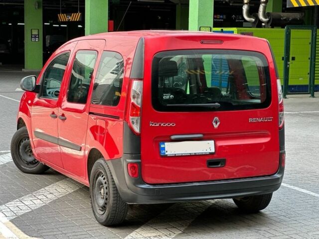 Красный Рено Кенгу, объемом двигателя 1.5 л и пробегом 262 тыс. км за 8500 $, фото 2 на Automoto.ua