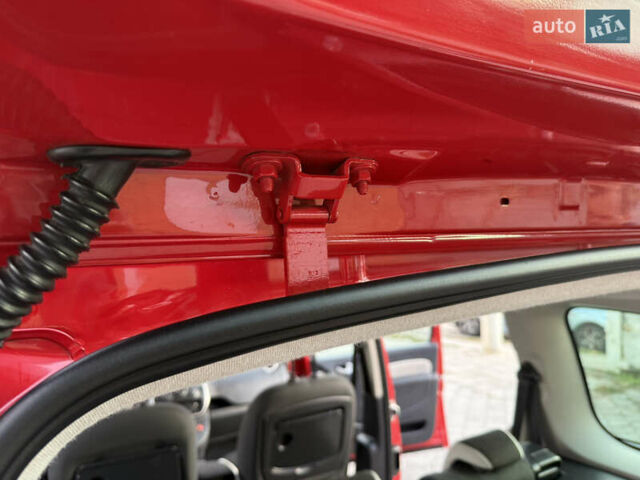 Красный Рено Кенгу, объемом двигателя 1.5 л и пробегом 172 тыс. км за 11499 $, фото 115 на Automoto.ua