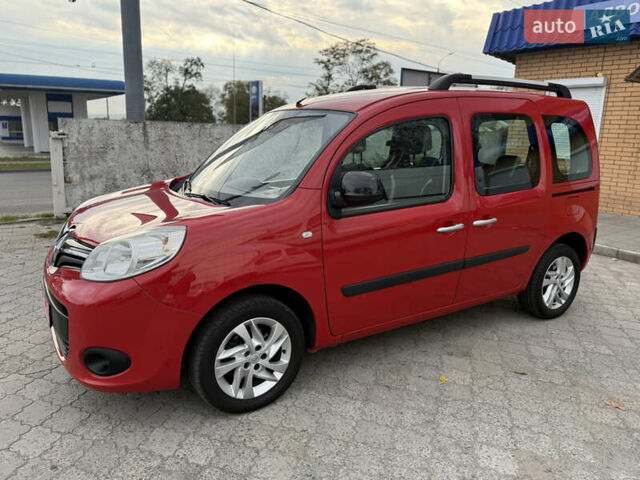 Красный Рено Кенгу, объемом двигателя 1.5 л и пробегом 172 тыс. км за 11499 $, фото 29 на Automoto.ua