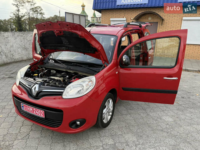 Красный Рено Кенгу, объемом двигателя 1.5 л и пробегом 172 тыс. км за 11499 $, фото 111 на Automoto.ua