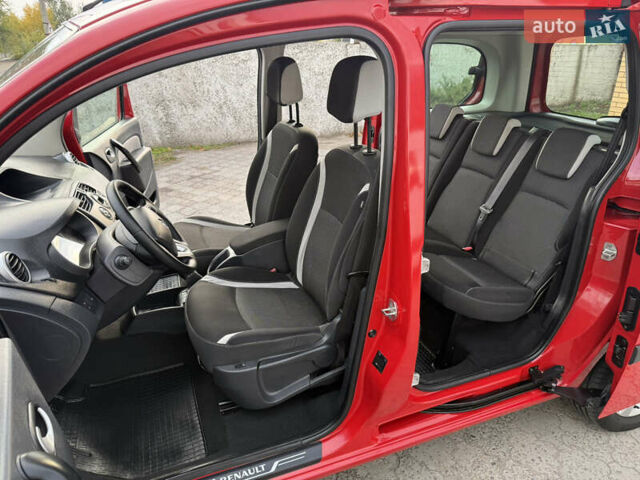 Красный Рено Кенгу, объемом двигателя 1.5 л и пробегом 172 тыс. км за 11499 $, фото 71 на Automoto.ua