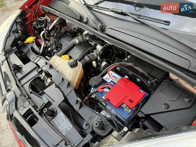 Красный Рено Кенгу, объемом двигателя 1.5 л и пробегом 172 тыс. км за 11499 $, фото 91 на Automoto.ua