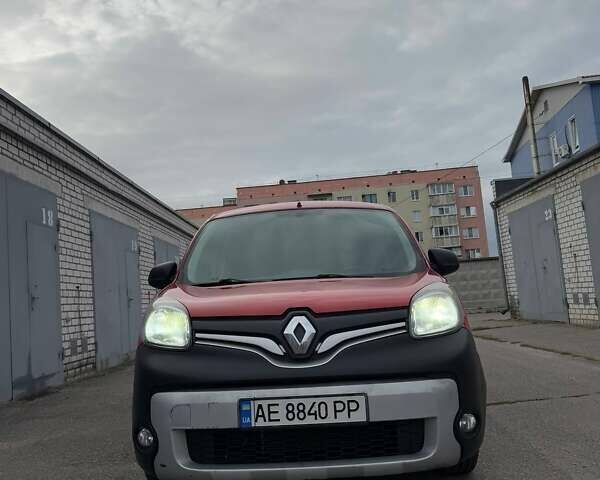 Червоний Рено Кєнгу, об'ємом двигуна 1.5 л та пробігом 257 тис. км за 10450 $, фото 19 на Automoto.ua