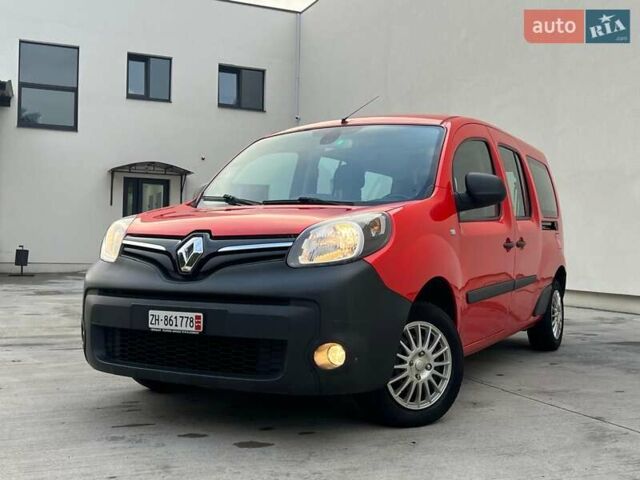 Красный Рено Кенгу, объемом двигателя 1.5 л и пробегом 205 тыс. км за 12250 $, фото 7 на Automoto.ua