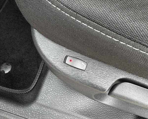 Червоний Рено Кєнгу, об'ємом двигуна 1.5 л та пробігом 257 тис. км за 10450 $, фото 35 на Automoto.ua