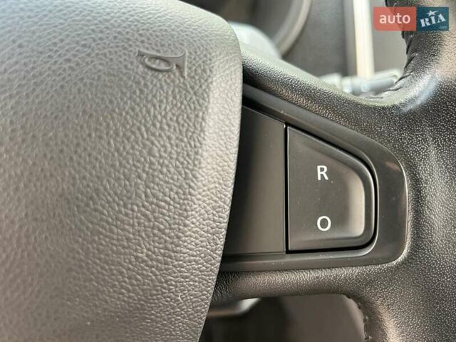 Красный Рено Кенгу, объемом двигателя 1.5 л и пробегом 205 тыс. км за 12250 $, фото 78 на Automoto.ua