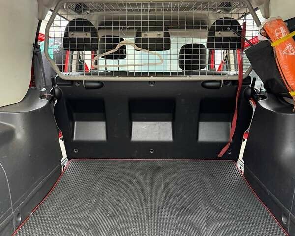 Червоний Рено Кєнгу, об'ємом двигуна 1.5 л та пробігом 257 тис. км за 10450 $, фото 12 на Automoto.ua