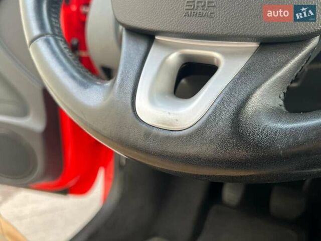 Красный Рено Кенгу, объемом двигателя 1.5 л и пробегом 205 тыс. км за 12250 $, фото 12 на Automoto.ua