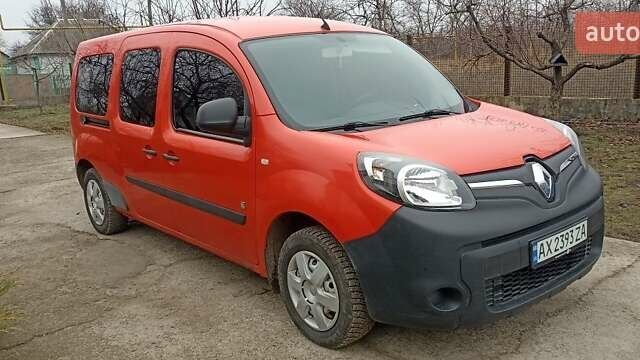 Красный Рено Кенгу, объемом двигателя 0 л и пробегом 90 тыс. км за 7100 $, фото 1 на Automoto.ua