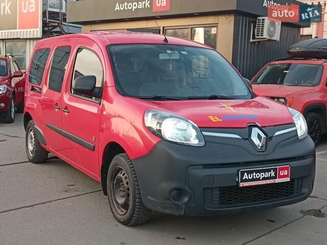 Красный Рено Кенгу, объемом двигателя 0 л и пробегом 82 тыс. км за 7990 $, фото 9 на Automoto.ua