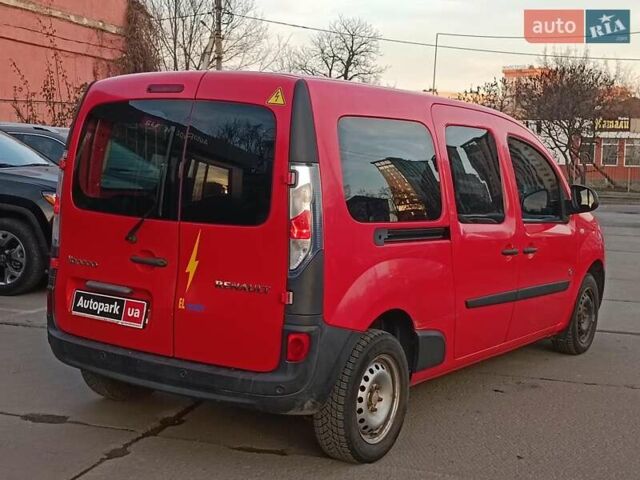 Красный Рено Кенгу, объемом двигателя 0 л и пробегом 82 тыс. км за 7990 $, фото 8 на Automoto.ua