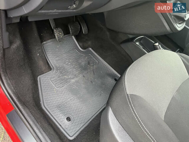 Красный Рено Кенгу, объемом двигателя 1.5 л и пробегом 197 тыс. км за 10980 $, фото 23 на Automoto.ua