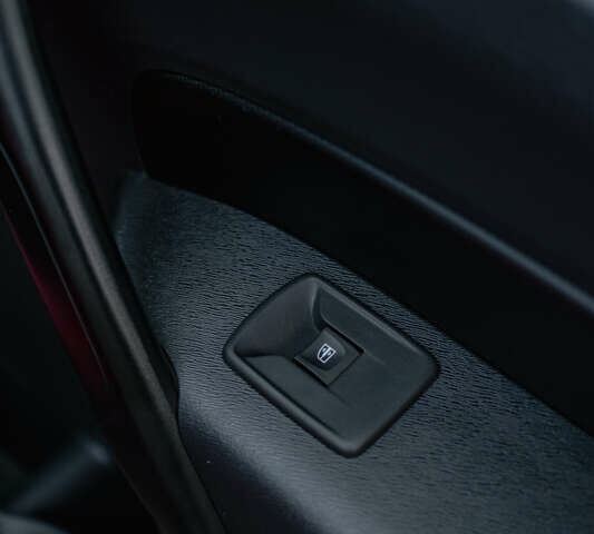 Красный Рено Кенгу, объемом двигателя 0 л и пробегом 40 тыс. км за 9000 $, фото 28 на Automoto.ua