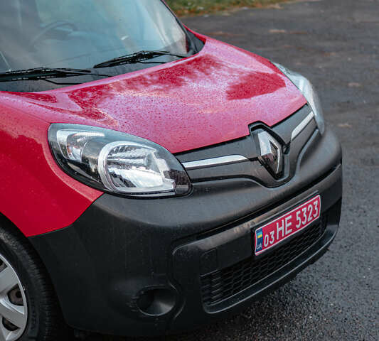 Красный Рено Кенгу, объемом двигателя 0 л и пробегом 40 тыс. км за 9000 $, фото 21 на Automoto.ua