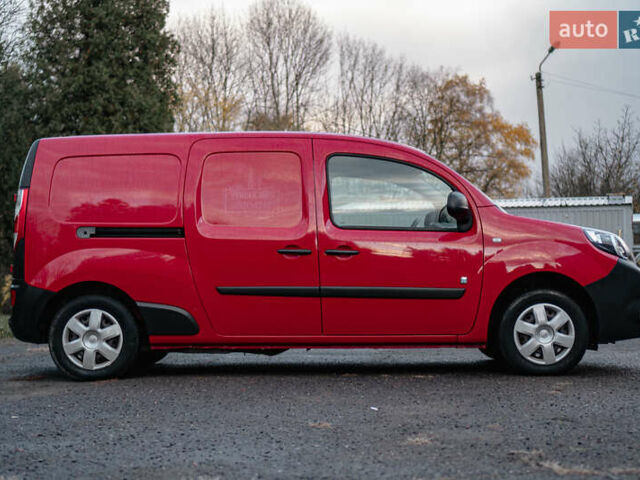 Красный Рено Кенгу, объемом двигателя 0 л и пробегом 40 тыс. км за 9000 $, фото 10 на Automoto.ua