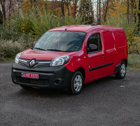 Красный Рено Кенгу, объемом двигателя 0 л и пробегом 40 тыс. км за 9000 $, фото 7 на Automoto.ua