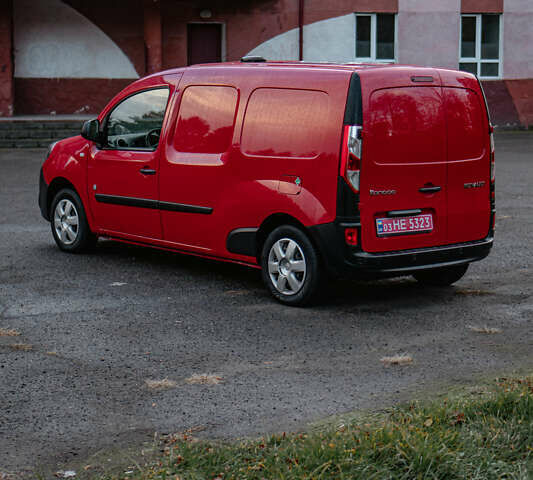 Красный Рено Кенгу, объемом двигателя 0 л и пробегом 40 тыс. км за 9000 $, фото 11 на Automoto.ua