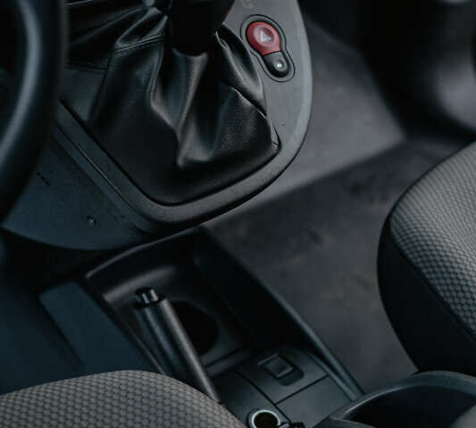 Красный Рено Кенгу, объемом двигателя 0 л и пробегом 40 тыс. км за 9000 $, фото 33 на Automoto.ua