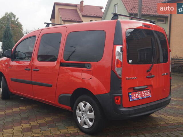 Рено Кенгу 2019 в Самборе на Automoto.ua Красный Рено Кенгу, объемом двигателя 0 л и пробегом 76 тыс. км за 11000 $, фото 9 на Automoto.ua