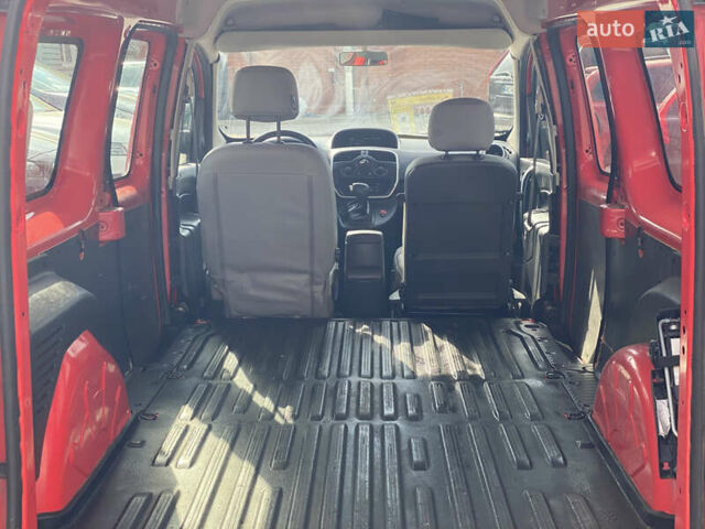 Рено Кенгу 2019 в Луцке на Automoto.ua Красный Рено Кенгу, объемом двигателя 0 л и пробегом 71 тыс. км за 10799 $, фото 34 на Automoto.ua