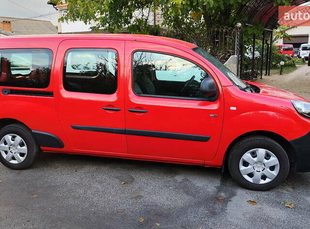 Красный Рено Кенгу, объемом двигателя 0 л и пробегом 53 тыс. км за 11499 $, фото 1 на Automoto.ua