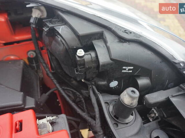 Рено Кенгу 2019 в Самборе на Automoto.ua Красный Рено Кенгу, объемом двигателя 0 л и пробегом 76 тыс. км за 11000 $, фото 56 на Automoto.ua