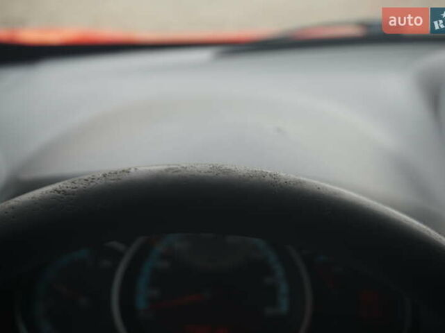 Рено Кенгу 2019 в Самборе на Automoto.ua Красный Рено Кенгу, объемом двигателя 0 л и пробегом 76 тыс. км за 11000 $, фото 31 на Automoto.ua