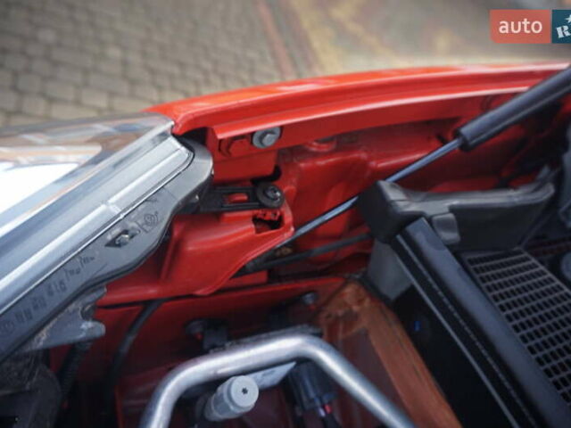 Красный Рено Кенгу, объемом двигателя 0 л и пробегом 34 тыс. км за 12000 $, фото 55 на Automoto.ua