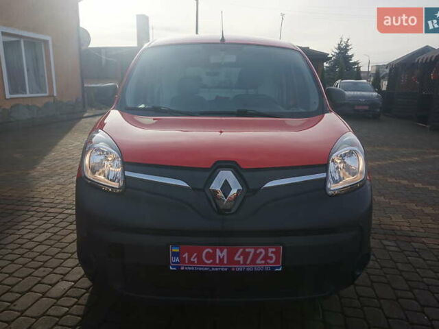 Красный Рено Кенгу, объемом двигателя 0 л и пробегом 34 тыс. км за 12000 $, фото 13 на Automoto.ua