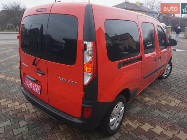 Красный Рено Кенгу, объемом двигателя 0 л и пробегом 44 тыс. км за 11777 $, фото 16 на Automoto.ua
