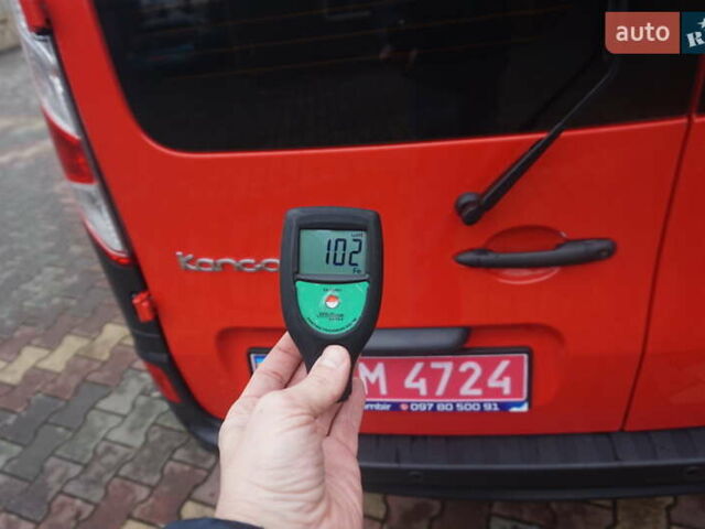 Красный Рено Кенгу, объемом двигателя 0 л и пробегом 44 тыс. км за 11777 $, фото 64 на Automoto.ua