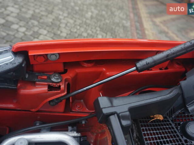 Красный Рено Кенгу, объемом двигателя 0 л и пробегом 44 тыс. км за 11777 $, фото 56 на Automoto.ua