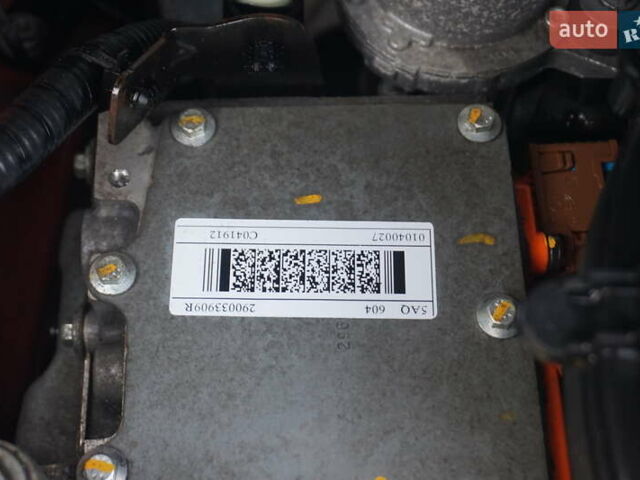 Красный Рено Кенгу, объемом двигателя 0 л и пробегом 34 тыс. км за 12000 $, фото 56 на Automoto.ua