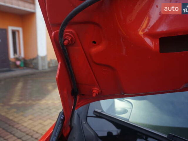 Красный Рено Кенгу, объемом двигателя 0 л и пробегом 34 тыс. км за 12000 $, фото 54 на Automoto.ua