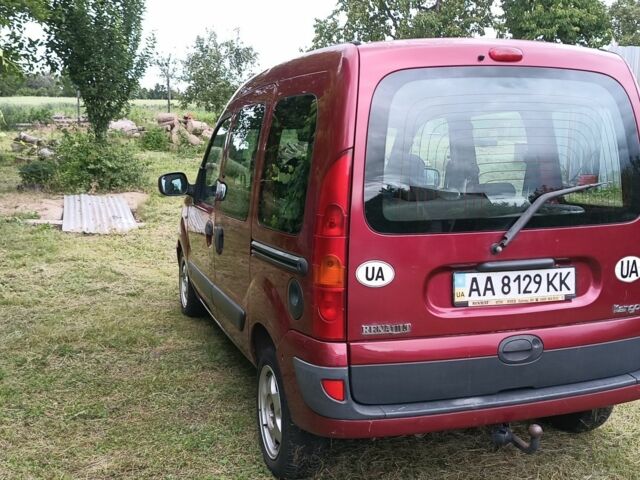 Красный Рено Кенгу, объемом двигателя 1.4 л и пробегом 36 тыс. км за 3900 $, фото 2 на Automoto.ua