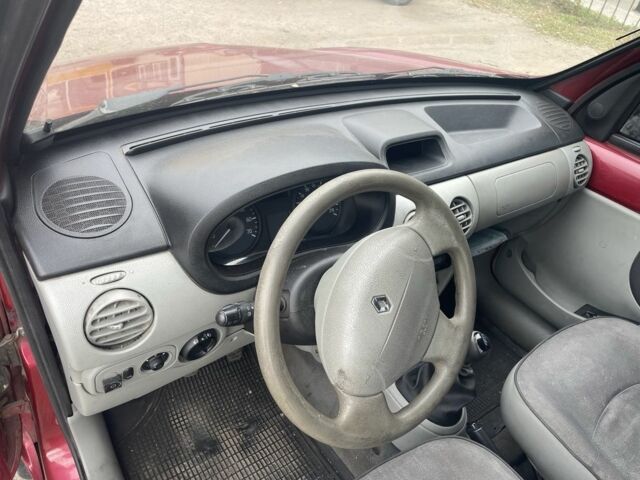 Красный Рено Кенгу, объемом двигателя 1.4 л и пробегом 221 тыс. км за 4300 $, фото 23 на Automoto.ua