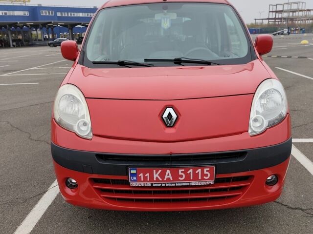 Красный Рено Кенгу, объемом двигателя 1.5 л и пробегом 240 тыс. км за 7203 $, фото 6 на Automoto.ua