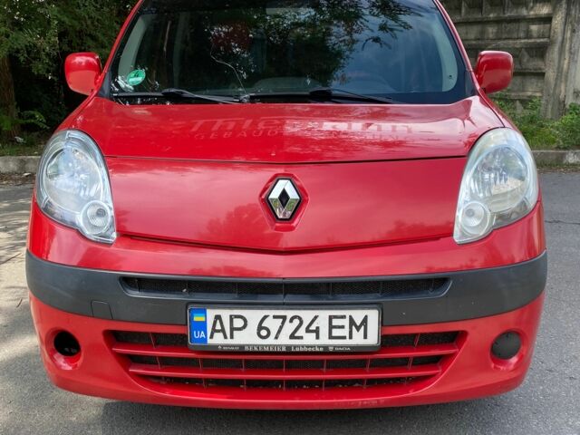 Красный Рено Кенгу, объемом двигателя 1.5 л и пробегом 263 тыс. км за 6555 $, фото 2 на Automoto.ua