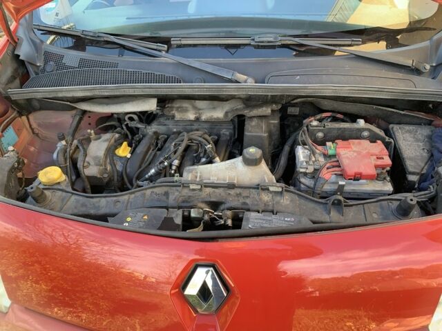 Червоний Рено Кєнгу, об'ємом двигуна 1.6 л та пробігом 249 тис. км за 7000 $, фото 5 на Automoto.ua