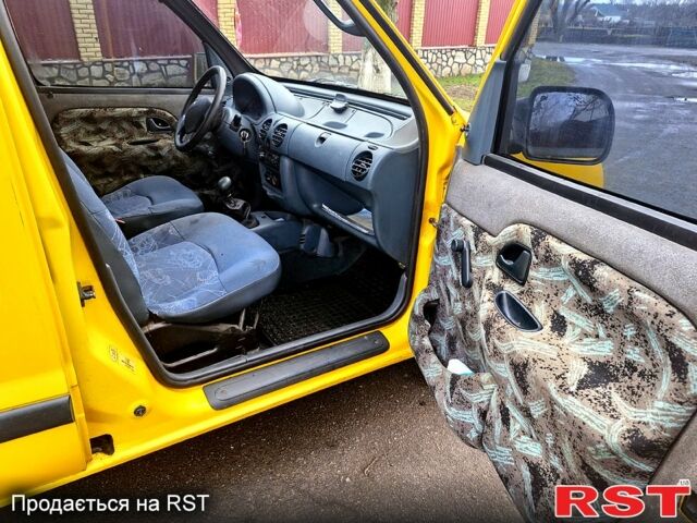 Рено Кенгу, объемом двигателя 20 л и пробегом 235 тыс. км за 2750 $, фото 9 на Automoto.ua